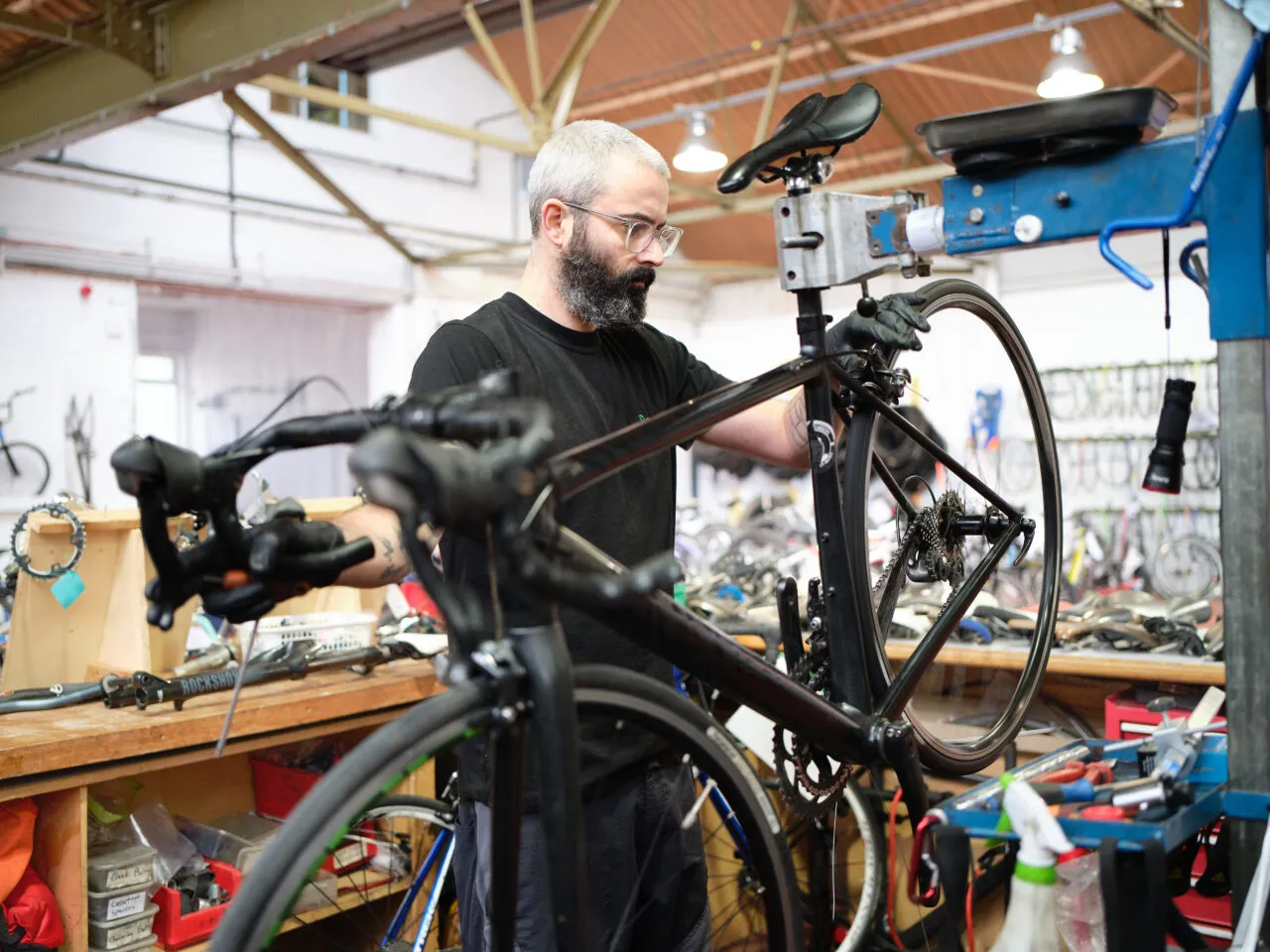 Professional bicycle repair and maintenance service
